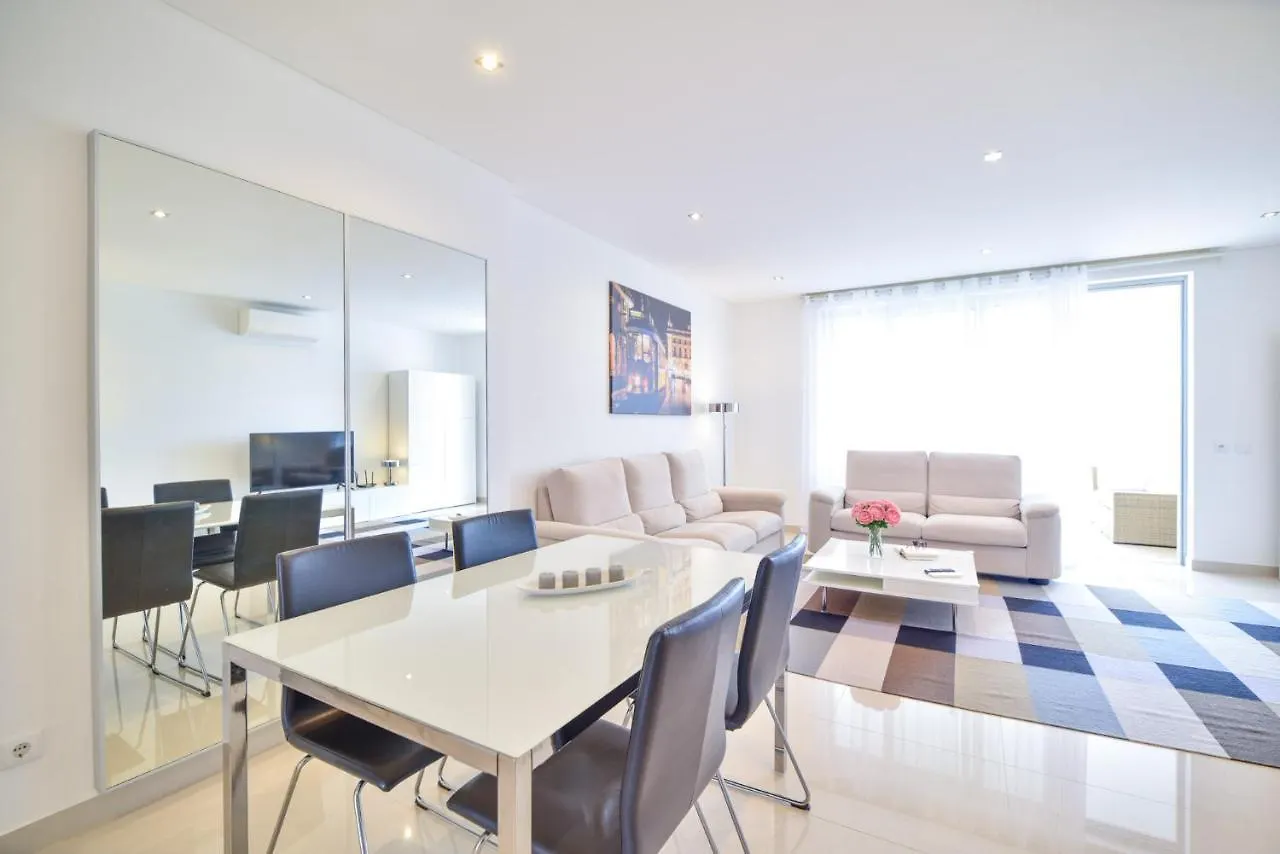 Wiola Seaview Apartment By Moje Holiday Lagos